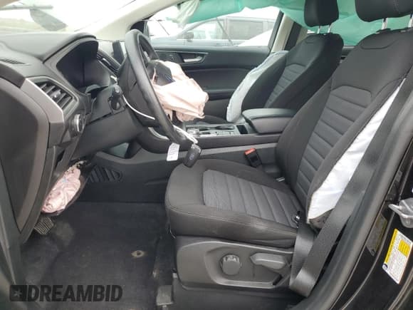 ✅ 2024 Ford Edge SE • VIN: 2FMPK4G97RBA26459 • Lot: 87096965. Wystawiony na Copart z przebiegiem 18 305 mil. Bezpłatny archiwum sprzedaży aukcyjnych z USA i szczegółowy raport historii pojazdu na DreamBid. Zdjęcie 7.