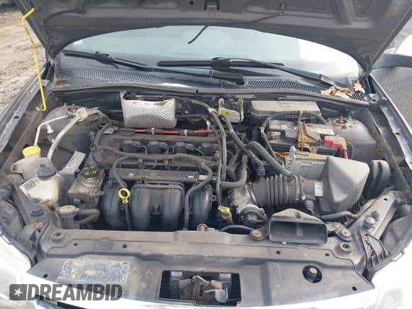 ✅ 2011 Ford Focus SE • VIN: 1FAHP3FN5BW131143 • Lot: 43623717. Wystawiony na IAAI z przebiegiem 308 961 mil. Bezpłatny archiwum sprzedaży aukcyjnych z USA i szczegółowy raport historii pojazdu na DreamBid. Zdjęcie 10.