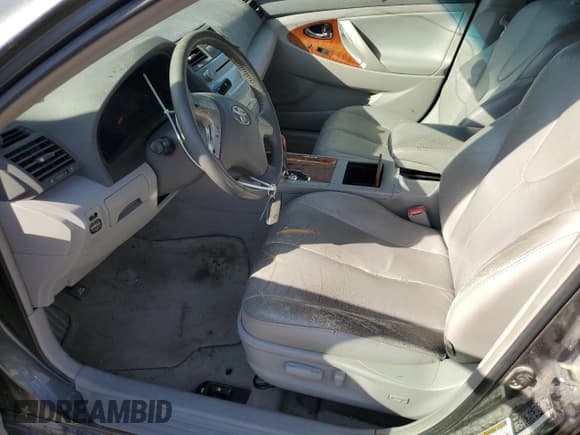 ✅ 2009 Toyota Camry XLE • VIN: 4T1BK46K59U080285 • Lot: 92516125. Wystawiony na Copart z przebiegiem 333 584 mil. Bezpłatny archiwum sprzedaży aukcyjnych z USA i szczegółowy raport historii pojazdu na DreamBid. Zdjęcie 7.