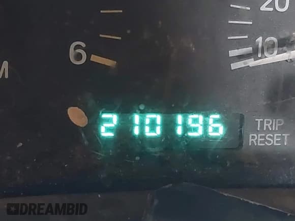 ✅ 1997 Jeep Cherokee SE • VIN: 1J4FJ28S1VL528218 • Lot: 41931137. Wystawiony na IAAI z przebiegiem 210 196 mil. Bezpłatny archiwum sprzedaży aukcyjnych z USA i szczegółowy raport historii pojazdu na DreamBid. Zdjęcie 14.