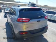 ✅ 2016 Jeep Cherokee Latitude • VIN: 1C4PJMCS4GW170322 • Лот: 41841572. Опубликован ранее на IAAI с пробегом 112 884 миль. Бесплатный доступ к архиву аукционных продаж из США и подробный отчёт об истории автомобиля на DreamBid. Изображение 3.