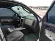 2010 Mercury Mariner Premier с VIN 4M2CN8H71AKJ17925, выставлен на аукционе IAAI как лот 41450154 с пробегом 247 651 миль миль и . История ставок и продаж доступна на DreamBid. Изображение 5.