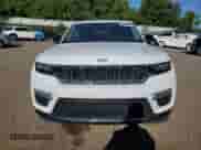 2022 Jeep Grand Cherokee Limited with VIN 1C4RJHBGXN8580749, listed as a Copart auction lot 69351625 with 38,004 mi miles and Salvage title. Bid and sale history available at DreamBid. Image 5.