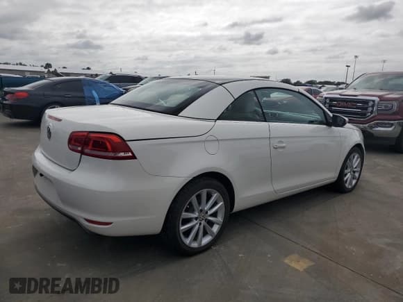 ✅ 2013 Volkswagen Eos Komfort • VIN: WVWBW8AH0DV002737 • Lot: 75058524. Wystawiony na Copart z przebiegiem Nie podano. Bezpłatny archiwum sprzedaży aukcyjnych z USA i szczegółowy raport historii pojazdu na DreamBid. Zdjęcie 3.
