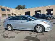 ✅ 2012 Hyundai Sonata Hybrid • VIN: KMHEC4A40CA034990 • Lot: 41255225. Listed on IAAI with 183,787 mi. Free auction sales archive from the USA and detailed vehicle history report at DreamBid. Image 13.
