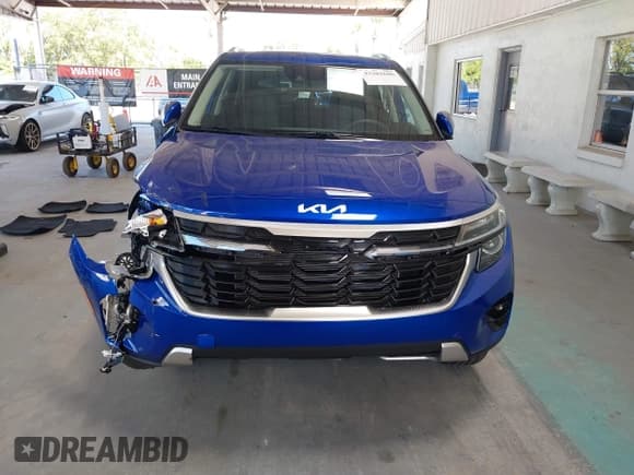 ✅ 2025 Kia Seltos S • VIN: KNDEUCAA8S7818895 • Lot: 43282686. Wystawiony na IAAI z przebiegiem 3 059 mil. Bezpłatny archiwum sprzedaży aukcyjnych z USA i szczegółowy raport historii pojazdu na DreamBid. Zdjęcie 12.