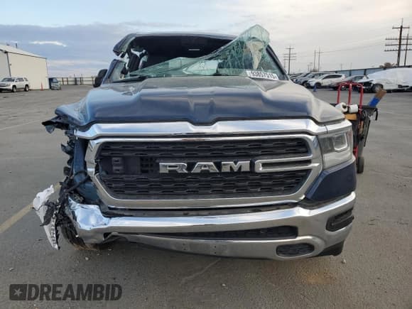 ✅ 2023 Ram 1500 Big Horn • VIN: 1C6SRFFT4PN655611 • Lot: 93857515. Wystawiony na Copart z przebiegiem 17 357 mil. Bezpłatny archiwum sprzedaży aukcyjnych z USA i szczegółowy raport historii pojazdu na DreamBid. Zdjęcie 5.