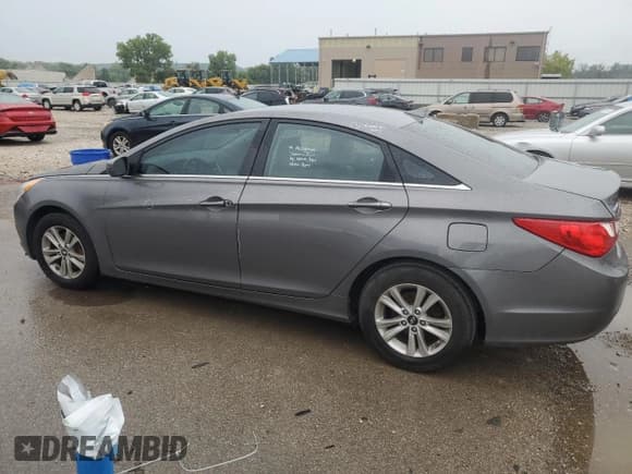 ✅ 2011 Hyundai Sonata GLS • VIN: 5NPEB4AC4BH161442 • Lot: 66728754. Listed on Copart with 179,110 mi. Free auction sales archive from the USA and detailed vehicle history report at DreamBid. Image 2.