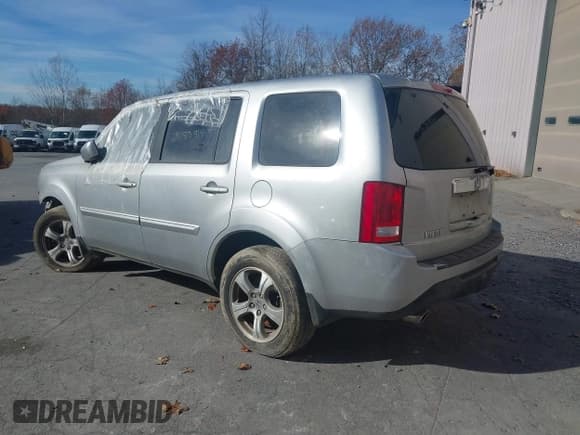 ✅ 2013 Honda Pilot EX • VIN: 5FNYF4H44DB049077 • Lot: 25183814. Listed on IAAI with 15,074 mi. Free auction sales archive from the USA and detailed vehicle history report at DreamBid. Image 3.