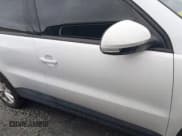 ✅ 2018 Volkswagen Tiguan • VIN: WVGAV7AX9JK004415 • Лот: 41533990. Опубликован ранее на IAAI с пробегом 69 856 миль. Бесплатный доступ к архиву аукционных продаж из США и подробный отчёт об истории автомобиля на DreamBid. Изображение 14.