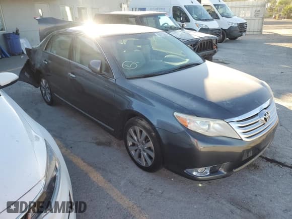 ✅ 2011 Toyota Avalon Limited • VIN: 4T1BK3DB2BU416932 • Lot: 90473365. Listed on Copart with 179,493 mi. Free auction sales archive from the USA and detailed vehicle history report at DreamBid. Image 4.