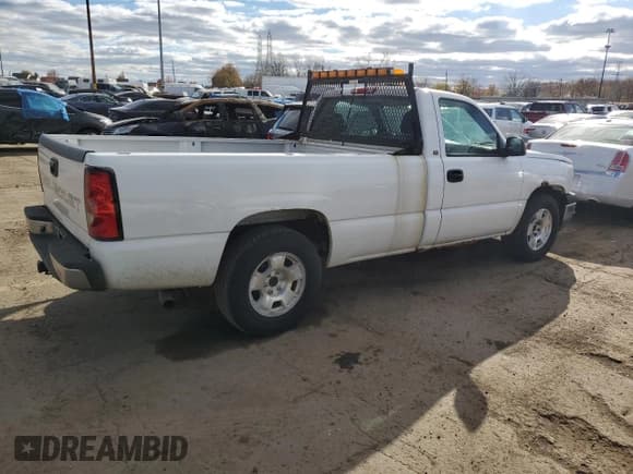✅ 2005 Chevrolet Silverado 1500 Work Truck • VIN: 1GCEC14X85Z143470 • Лот: 77782054. Опубликован ранее на Copart с пробегом 137 964 миль. Бесплатный доступ к архиву аукционных продаж из США и подробный отчёт об истории автомобиля на DreamBid. Изображение 3.