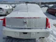 ✅ 2009 Cadillac DTS 1SA • VIN: 1G6KD57Y89U104623 • Lot: 41593682. Wystawiony na IAAI z przebiegiem 126 579 mil. Bezpłatny archiwum sprzedaży aukcyjnych z USA i szczegółowy raport historii pojazdu na DreamBid. Zdjęcie 17.