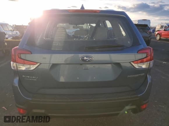 ✅ 2022 Subaru Forester • VIN: JF2SKAAC2NH463205 • Лот: 92050715. Опубликован ранее на Copart с пробегом 26 979 миль. Бесплатный доступ к архиву аукционных продаж из США и подробный отчёт об истории автомобиля на DreamBid. Изображение 6.