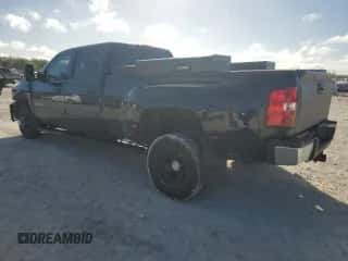 2008 Chevrolet Silverado 3500HD DRW 1LT с VIN 1GCJC33658F150353, выставлен на аукционе Copart как лот 85479604 с пробегом 151 349 миль миль и Списание • Salvage title. История ставок и продаж доступна на DreamBid. Изображение 2.