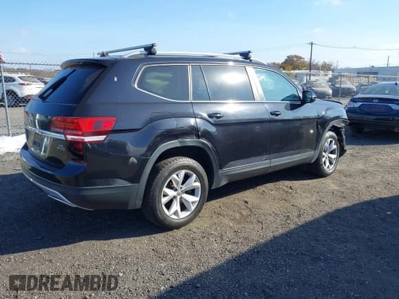 ✅ 2018 Volkswagen Atlas S • VIN: 1V2GR2CA6JC539130 • Лот: 40786008. Опубликован ранее на IAAI с пробегом 89 263 миль. Бесплатный доступ к архиву аукционных продаж из США и подробный отчёт об истории автомобиля на DreamBid. Изображение 4.
