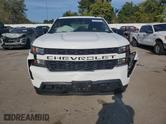 ✅ 2019 Chevrolet Silverado 1500 Custom • VIN: 1GCUYBEF7KZ199274 • Lot: 80450665. Wystawiony na Copart z przebiegiem 137 436 mil. Bezpłatny archiwum sprzedaży aukcyjnych z USA i szczegółowy raport historii pojazdu na DreamBid. Zdjęcie 5.