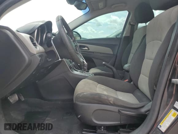 ✅ 2016 Chevrolet Cruze LS • VIN: 1G1PC5SH8G7206697 • Lot: 91025995. Listed on Copart with 164,578 mi. Free auction sales archive from the USA and detailed vehicle history report at DreamBid. Image 7.