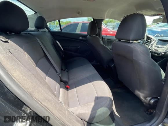 ✅ 2017 Chevrolet Cruze LS • VIN: 1G1BC5SM3H7159667 • Lot: 52473233. Listed on Copart with 99,000 mi. Free auction sales archive from the USA and detailed vehicle history report at DreamBid. Image 6.