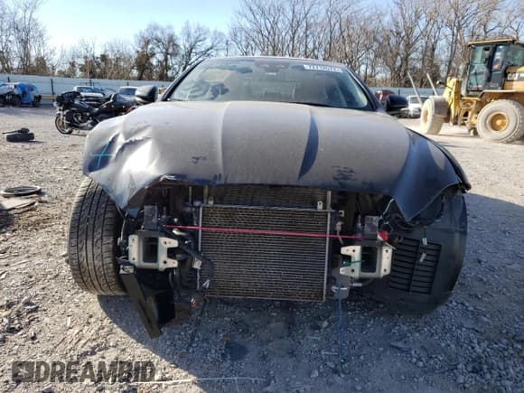 ✅ 2019 Jaguar XJ Supercharged • VIN: SAJWA2GE6KMW22491 • Лот: 72712572. Опубликован ранее на Copart с пробегом 44 574 миль. Бесплатный доступ к архиву аукционных продаж из США и подробный отчёт об истории автомобиля на DreamBid. Изображение 5.