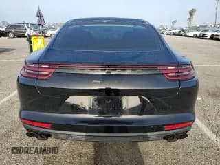 ✅ 2019 Porsche Panamera 4 E-Hybrid • VIN: WP0AE2A71KL124423 • Lot: 50516973. Wystawiony na Copart z przebiegiem 20 994 mil. Bezpłatny archiwum sprzedaży aukcyjnych z USA i szczegółowy raport historii pojazdu na DreamBid. Zdjęcie 6.