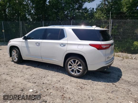 ✅ 2019 Chevrolet Traverse High Country • VIN: 1GNEVJKW6KJ125085 • Lot: 63660915. Listed on Copart with 98,092 mi. Free auction sales archive from the USA and detailed vehicle history report at DreamBid. Image 2.