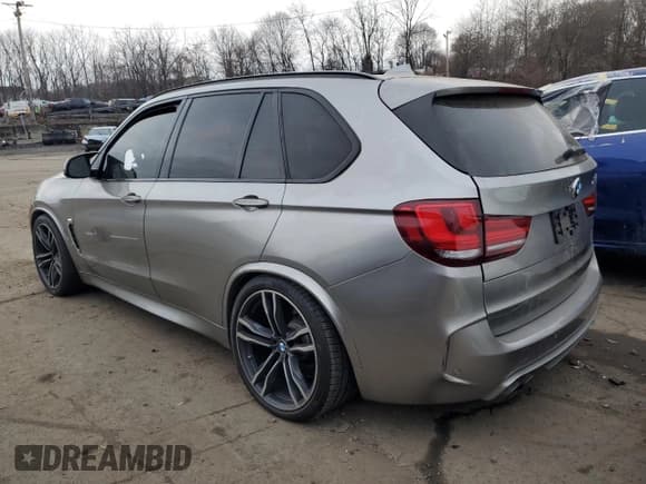 ✅ 2016 BMW X5 M • VIN: 5YMKT6C58G0R79357 • Lot: 79043573. Wystawiony na Copart z przebiegiem 91 993 mil. Bezpłatny archiwum sprzedaży aukcyjnych z USA i szczegółowy raport historii pojazdu na DreamBid. Zdjęcie 2.
