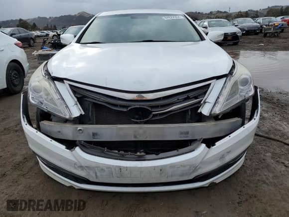 2015 Hyundai Azera с VIN KMHFG4JG2FA454323, выставлен на аукционе Copart как лот 84822954 с пробегом 173 498 миль миль и Списание • Salvage title. История ставок и продаж доступна на DreamBid. Изображение 5.