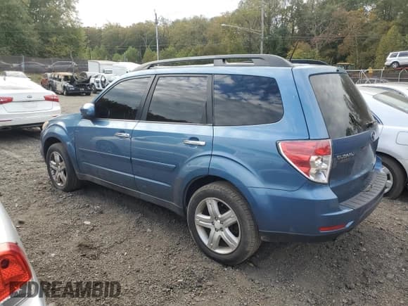 ✅ 2009 Subaru Forester X • VIN: JF2SH63689H796906 • Lot: 87046835. Listed on Copart with Not provided. Free auction sales archive from the USA and detailed vehicle history report at DreamBid. Image 2.