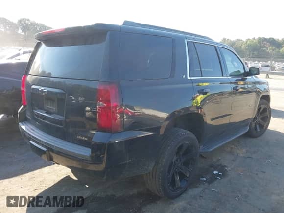 2018 Chevrolet Tahoe LT z VIN 1GNSKBKC8JR128657, wystawiony jako IAAI lot #43151589 z przebiegiem 157 909 mil mil oraz . Historia ofert i sprzedaży dostępna na DreamBid. Obrazek 4.