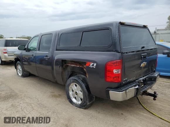 ✅ 2011 Chevrolet Silverado 1500 LTZ • VIN: 1GCPKTE35BF160260 • Лот: 85556535. Опубликован ранее на Copart с пробегом 215 244 миль. Бесплатный доступ к архиву аукционных продаж из США и подробный отчёт об истории автомобиля на DreamBid. Изображение 2.
