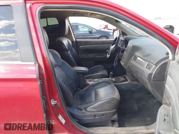 2019 Mitsubishi Outlander ES с VIN JA4AZ3A31KZ040438, выставлен на аукционе IAAI как лот 42519006 с пробегом 44 238 миль миль и . История ставок и продаж доступна на DreamBid. Изображение 5.