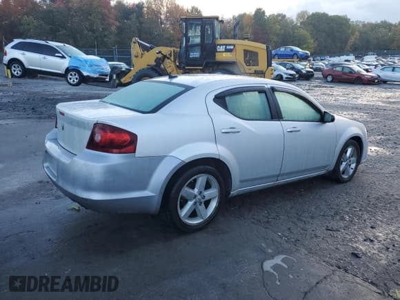 ✅ 2012 Dodge Avenger SE • VIN: 1C3CDZAB0CN237797 • Лот: 75611024. Опубликован ранее на Copart с пробегом 112 657 миль. Бесплатный доступ к архиву аукционных продаж из США и подробный отчёт об истории автомобиля на DreamBid. Изображение 3.