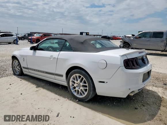 2014 Ford Mustang V6 с VIN 1ZVBP8EM8E5247885, выставлен на аукционе Copart как лот 69513425 с пробегом 92 344 миль миль и Списание • Salvage title. История ставок и продаж доступна на DreamBid. Изображение 2.