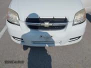 ✅ 2011 Chevrolet Aveo 1LT • VIN: KL1TD5DE2BB189883 • Lot: 42466289. Wystawiony na IAAI z przebiegiem 130 201 mil. Bezpłatny archiwum sprzedaży aukcyjnych z USA i szczegółowy raport historii pojazdu na DreamBid. Zdjęcie 6.