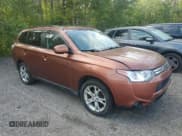 ✅ 2014 Mitsubishi Outlander ES • VIN: JA4AZ2A38EZ602074 • Lot: 69144605. Listed on Copart with 158,865 mi. Free auction sales archive from the USA and detailed vehicle history report at DreamBid. Image 4.