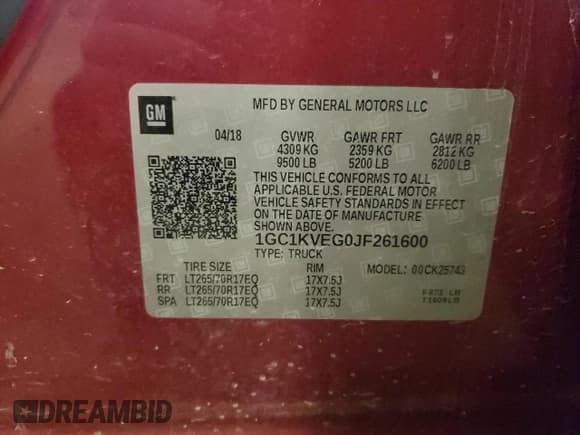 ✅ 2018 Chevrolet Silverado 2500HD LT • VIN: 1GC1KVEG0JF261600 • Lot: 57566365. Wystawiony na Copart z przebiegiem 93 433 mil. Bezpłatny archiwum sprzedaży aukcyjnych z USA i szczegółowy raport historii pojazdu na DreamBid. Zdjęcie 12.