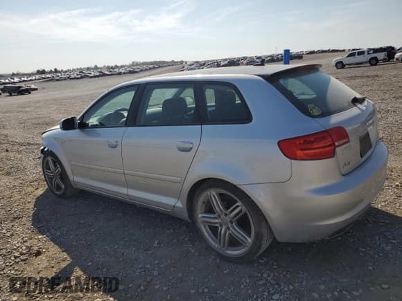 ✅ 2011 Audi A3 Premium Plus • VIN: WAUKJAFM0BA010236 • Lot: 80639475. Wystawiony na Copart z przebiegiem 163 934 mil. Bezpłatny archiwum sprzedaży aukcyjnych z USA i szczegółowy raport historii pojazdu na DreamBid. Zdjęcie 2.