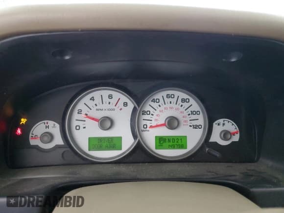 ✅ 2007 Ford Escape Limited • VIN: 1FMCU04117KA25620 • Lot: 92443445. Listed on Copart with 149,798 mi. Free auction sales archive from the USA and detailed vehicle history report at DreamBid. Image 9.