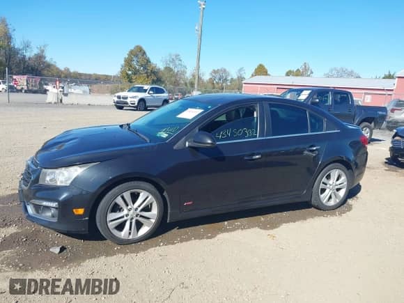 2016 Chevrolet Cruze LTZ z VIN 1G1PG5SB4G7193110, wystawiony jako IAAI lot #43450332 z przebiegiem 176 393 mil mil oraz . Historia ofert i sprzedaży dostępna na DreamBid. Obrazek 14.