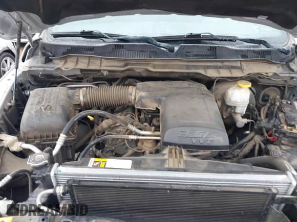 2018 Ram 1500 Tradesman z VIN 1C6RR6FG0JS280326, wystawiony jako IAAI lot #43422781 z przebiegiem 89 435 mil mil oraz . Historia ofert i sprzedaży dostępna na DreamBid. Obrazek 10.