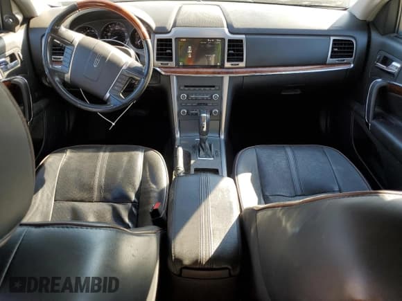 ✅ 2012 Lincoln MKZ • VIN: 3LNHL2GC3CR829425 • Lot: 93270885. Wystawiony na Copart z przebiegiem 145 046 mil. Bezpłatny archiwum sprzedaży aukcyjnych z USA i szczegółowy raport historii pojazdu na DreamBid. Zdjęcie 8.