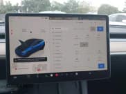 ✅ 2023 Tesla Model Y Performance • VIN: 7SAYGDEF1PF834554 • Lot: 43713737. Wystawiony na IAAI z przebiegiem 23 858 mil. Bezpłatny archiwum sprzedaży aukcyjnych z USA i szczegółowy raport historii pojazdu na DreamBid. Zdjęcie 19.