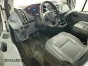 ✅ 2017 Ford Transit • VIN: 1FTYE1YMXHKA68050 • Lot: 54869685. Wystawiony na Copart z przebiegiem 186 313 mil. Bezpłatny archiwum sprzedaży aukcyjnych z USA i szczegółowy raport historii pojazdu na DreamBid. Zdjęcie 8.