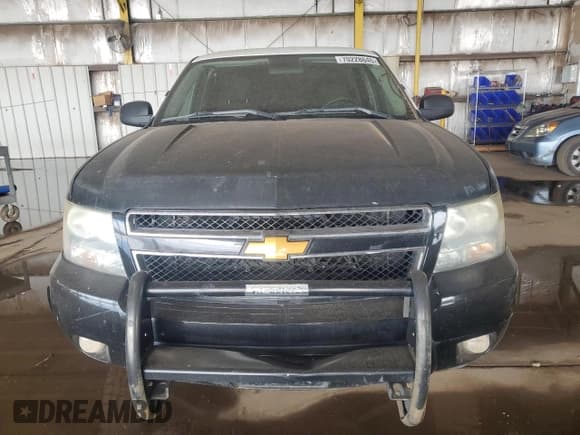 ✅ 2014 Chevrolet Tahoe Commercial • VIN: 1GNLC2E06ER199722 • Lot: 70228645. Wystawiony na Copart z przebiegiem 165 392 mil. Bezpłatny archiwum sprzedaży aukcyjnych z USA i szczegółowy raport historii pojazdu na DreamBid. Zdjęcie 5.