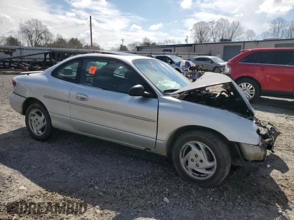 ✅ 2001 Ford Escort ZX2 • VIN: 3FAFP11361R178717 • Лот: 44886104. Опубликован ранее на Copart с пробегом 263 039 миль. Бесплатный доступ к архиву аукционных продаж из США и подробный отчёт об истории автомобиля на DreamBid. Изображение 4.