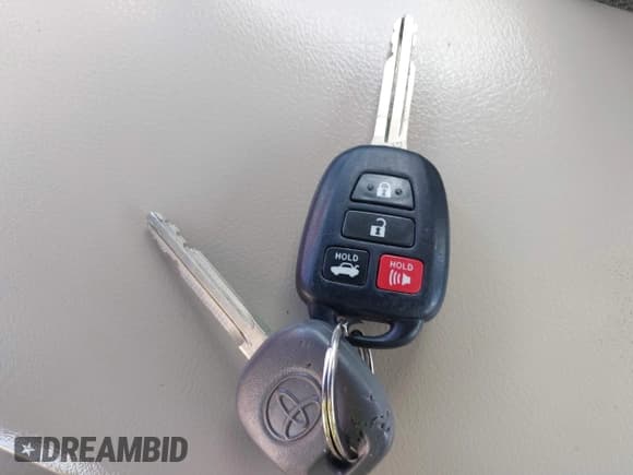 ✅ 2013 Toyota Camry LE • VIN: 4T1BF1FK6DU720869 • Lot: 43286489. Wystawiony na IAAI z przebiegiem 154 998 mil. Bezpłatny archiwum sprzedaży aukcyjnych z USA i szczegółowy raport historii pojazdu na DreamBid. Zdjęcie 11.