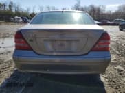 ✅ 2005 Mercedes-Benz C 240 • VIN: WDBRF81J55F631650 • Lot: 45498895. Wystawiony na Copart z przebiegiem 137 699 mil. Bezpłatny archiwum sprzedaży aukcyjnych z USA i szczegółowy raport historii pojazdu na DreamBid. Zdjęcie 6.