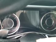 ✅ 2015 Dodge Challenger R/T Plus • VIN: 2C3CDZBT9FH758859 • Lot: 89991995. Wystawiony na Copart z przebiegiem Nie podano. Bezpłatny archiwum sprzedaży aukcyjnych z USA i szczegółowy raport historii pojazdu na DreamBid. Zdjęcie 9.