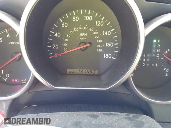 ✅ 2002 Lexus SC 430 • VIN: JTHFN48Y720034967 • Лот: 43668725. Опубликован ранее на IAAI с пробегом 197 693 миль. Бесплатный доступ к архиву аукционных продаж из США и подробный отчёт об истории автомобиля на DreamBid. Изображение 7.